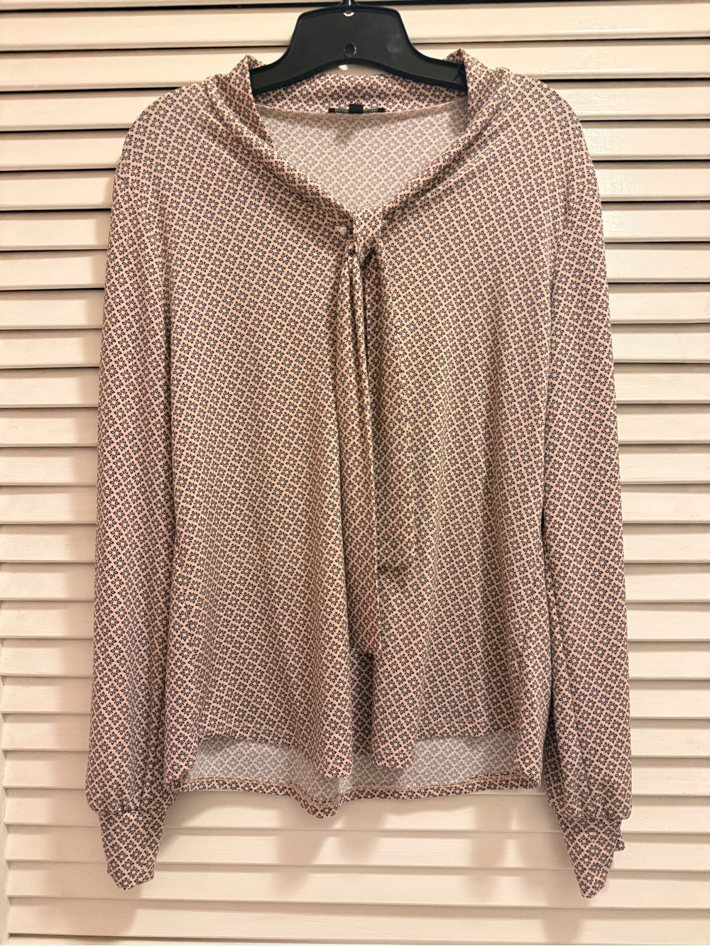 Adrianna Papell Blush Geometric Tie-Neck Blouse